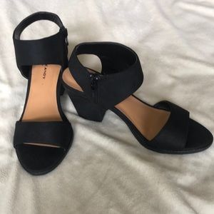 Black suede sandal